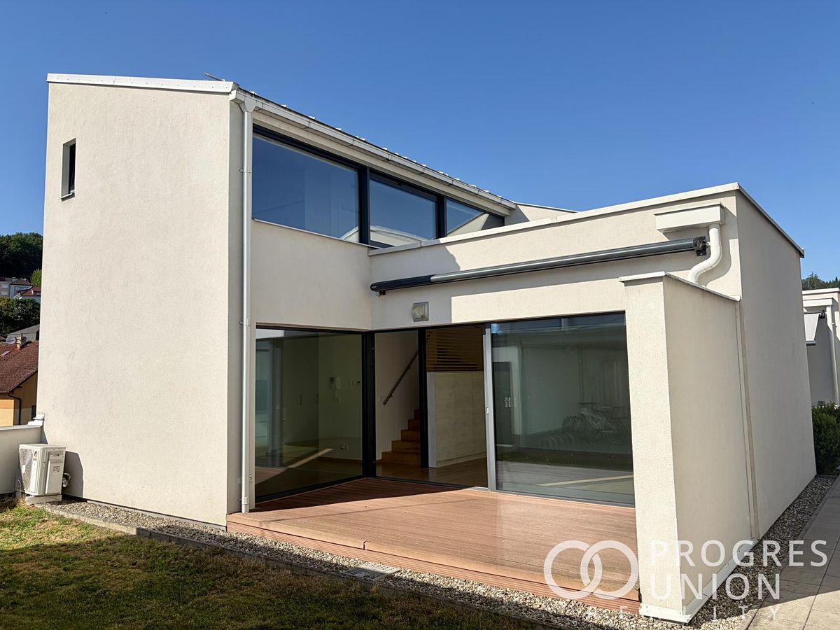 Prodej bytu 2+kk 83 m²
